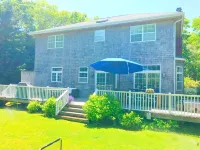 Private Beach Community in East Hampton! Pool, HotTub, Trampoline & Pirate Ship!