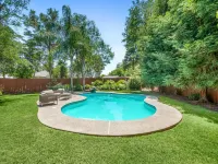 Home oasis with sauna, jacuzzi, pool & heated gazebo! - Pools