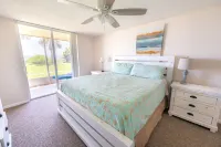 Beachfront Vacation Rental, 2 bedroom, 2 bath Condo, Steps To The Beach