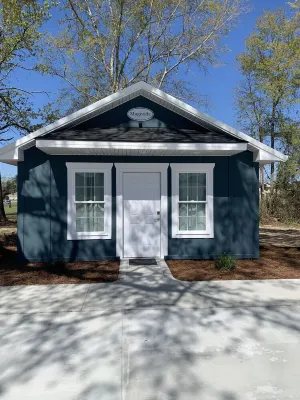 "Magnolia" Cottage Reidsville Georgia