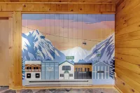 Stunning Ellicottville Hilltop Ski Chalet Hotels in Mansfield