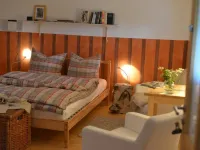 Kleine Vintage-ferienwohnung Für1-3gäste, Außenpool, Sauna, Park, Natur, Ruhe Hotels in Pegau