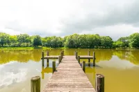 The Falls at Whitetail Ranch - Intimate Retreat