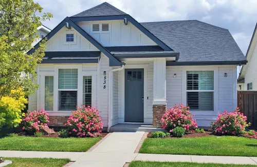 Relaxing Centrally Located Meridian Home - 4-Star