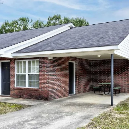 3 Bed 2 Bath Renovated Cozy Farmhouse