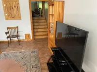 Lovely apartment with WiFi in charming Lyndonville.
