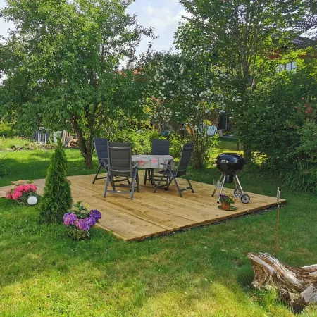 Spacious vacation apartment close to nature