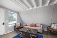 The Bohemian A Frame. Hotel a Pine B Township