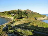 Exceptional site, feet in the water, on a wild island - all seasons Hotels in Trebeurden