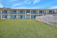 FUN IN THE SUN!!!! - BEACH FRONT- Close to Mayo Clinic