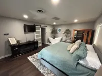 Centrally Located 4-bedroom house in Lewiston with a View,  close to College