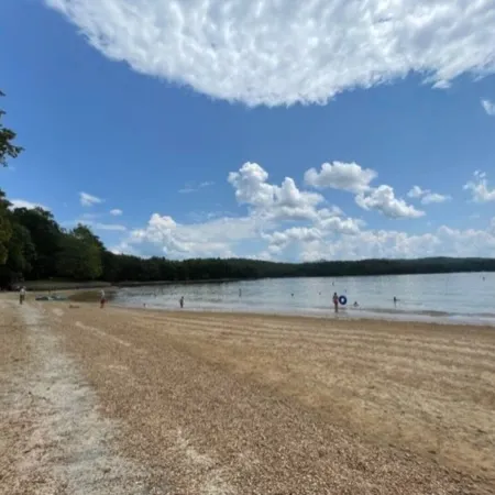 Bit of Heaven, 7 Private Acres, Lake, Hot Tub & Near Blue Ridge