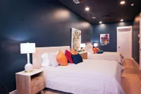 'Green Door' Downtown Loft