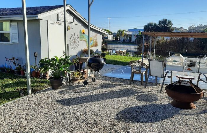 Tiny House Couples Retreat Lake Okeechobee