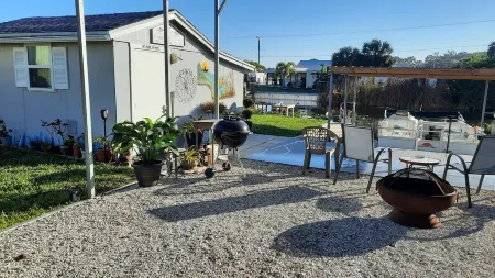 Tiny House Couples Retreat Lake Okeechobee