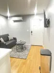 Sophisticated Suite Near JFK Airport
