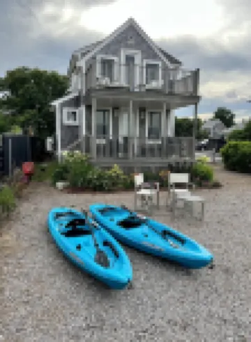 WATERFRONT Downtown Cottage w/ Beach