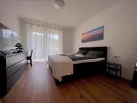 Idyllische Ferienwohnung mit Balkon & Ausblick