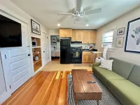 Cozy apartment in wonderful Bend with WiFi, AC
