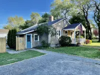 Mystic Coastal Gem: 3BR Ideal for Families!