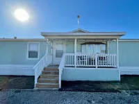 "Beach Break" less than 10 minutes from Lake Texoma and Choctaw Casino Hotel dekat Uptown Durant Center