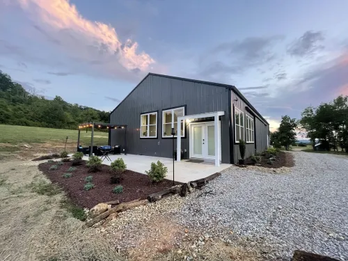 Mountain view, beautiful and serene! On more than 20 Acres!
