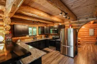 Full Log House Near Golf Course & UTV/Snowmobile Trails - 4-Star