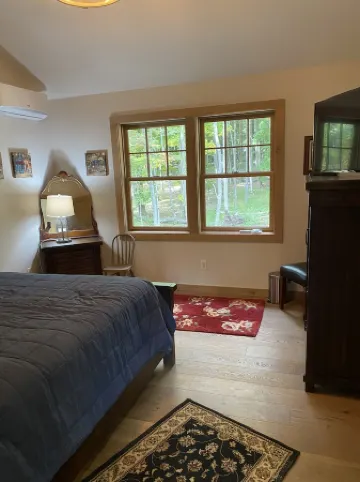 Newly Built 1200sq ft Guest House 4min to Ski & Hiking