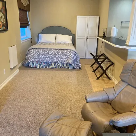 Spread out in a large,1600 sq foot comfort suite 1 bedroom plus additional nook