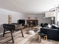 Chic~AquaCottage/Walk2Beach/FencedYard/GameRM Hotels in Park Township