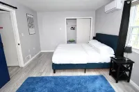 Home w/ Hot Tub, W&D + Free Access to Pools, Lake, Fitness, Tennis, & More.