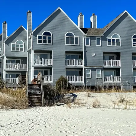 Beachy Keen! It's Oceanfront Fun