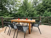 Stratton + Mt. Snow family getaway with Hot Tub, Fire Pit, Game Room, and AC!