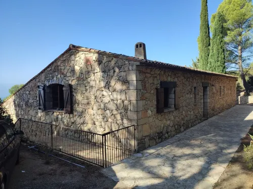 Villa in Provence's Sky - 300m from Center - Private Pool and Panoramic View - Villaer