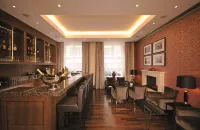 Best Western Plus Hotel Stadtpalais - Quầy Bar