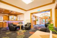 Best Western Blankenburg Hotel Отели в г. Зеслах