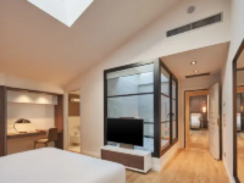 ダブルツリー バイ ヒルトン トリエステ トリエステのホテル