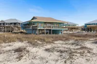 Beachfront 4 Bedroom Home On Dauphin Island For 12