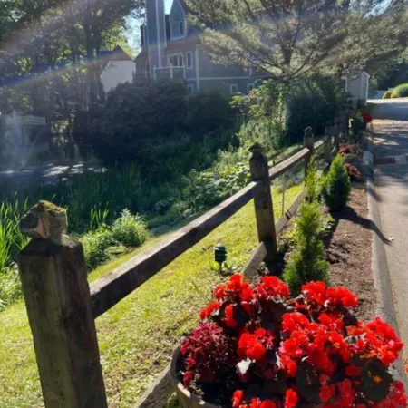 The Happy Hideaway, steps from Spa and 1 mile to Mohegan Sun