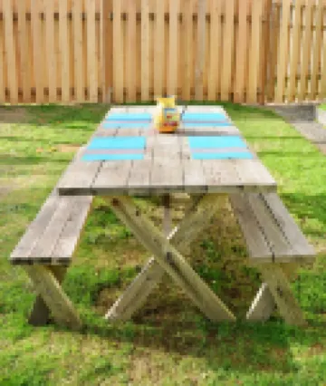 SeaBreeze Bungalow - Home 1/2 Block to Beach - Pet Friendly and Enclosed Fence!