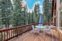 5bd3ba, sleeps 10 Mountain View Hot Tub/Poker/Pool table, near Ski Resort