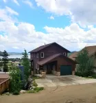 Stunning Lake & Mountain Views + Walk to Town + XL Hot Tub!