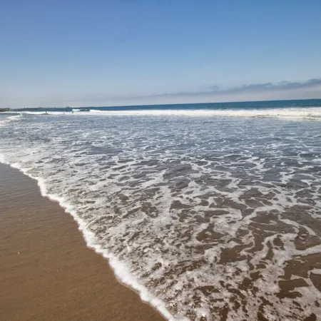 Charming Ventura Beach Bungalow on Prime Beach Lane in Pierpont by the Sea