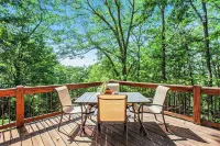 Chic Boho Cabin in the Trees!