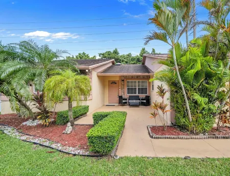 Charming 2BR Oasis with 2 Parking Spaces