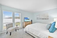 Lakefront Pinehurst Condo 2BD/2BA