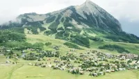 Ski-In/Out Slopeside Mountain 3BR Retreat. Gorgeous Views and Sunsets!