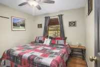 Creekside Delight!! Near Orchard, Rivers, Vineyard, Hiking, 3Kings-Sleeps10 Fido