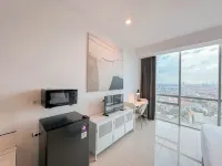 Minimalist Studio (No Kitchen) At The City Square Surabaya Apartment Hotels in Wonocolo