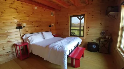 3 hour Kayak trip for Free! The heart of Nelson, 140 acres,mile of river trails! Hotels near Drumheller's Orchard